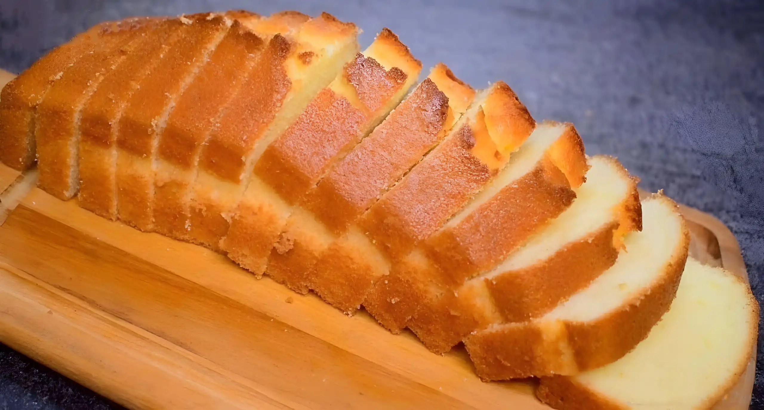 Einfacher Milchkuchen aus der Tasse gebacken
