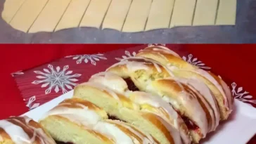 Himmlischer Erdbeer Frischkasekuchen fur Kaffeetafel