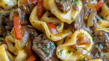 Tortellini mit Cheesesteak und cremiger Provolone Sose